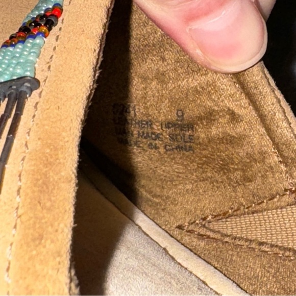 Minnetonka Suede Leather Slide Sandals Beaded - Picture 13 of 13
